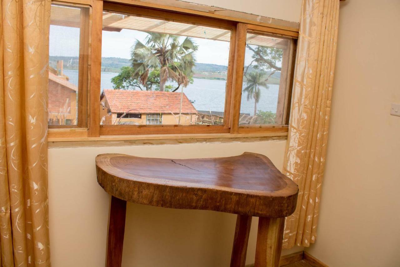 Nile Front Cottages Джинджа Экстерьер фото